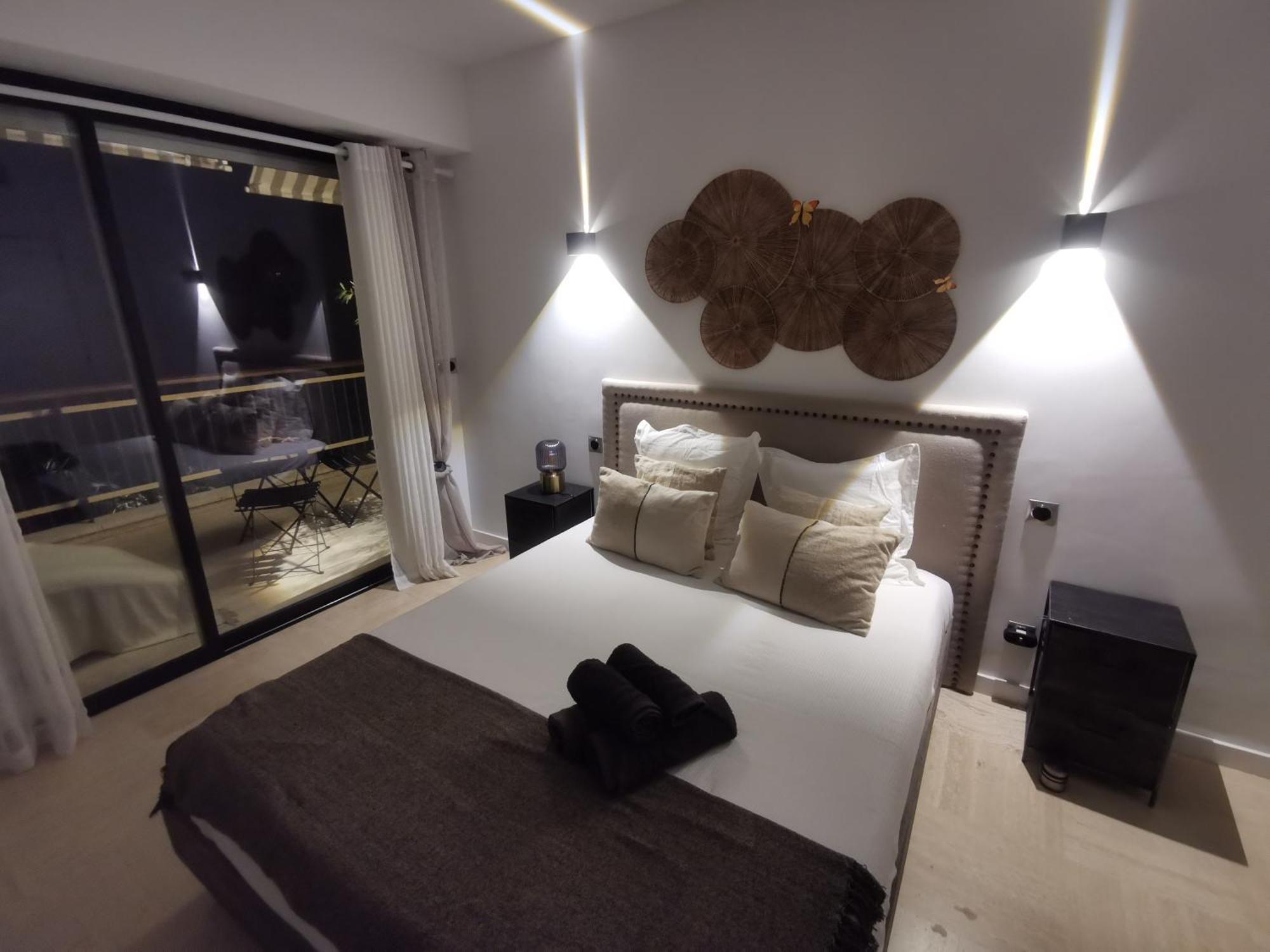 2 Bedrooms Seafront Канни Екстер'єр фото