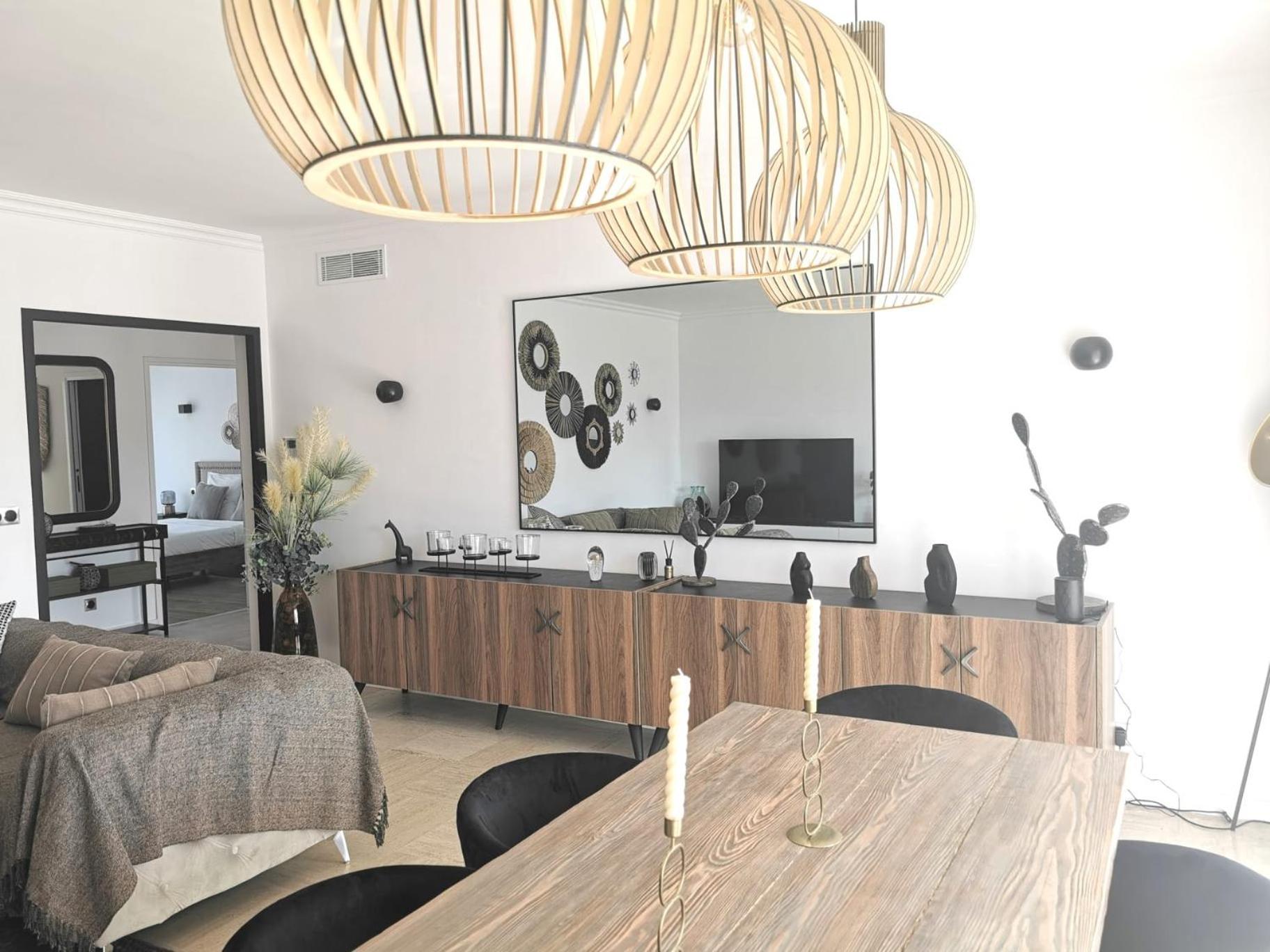 2 Bedrooms Seafront Канни Екстер'єр фото