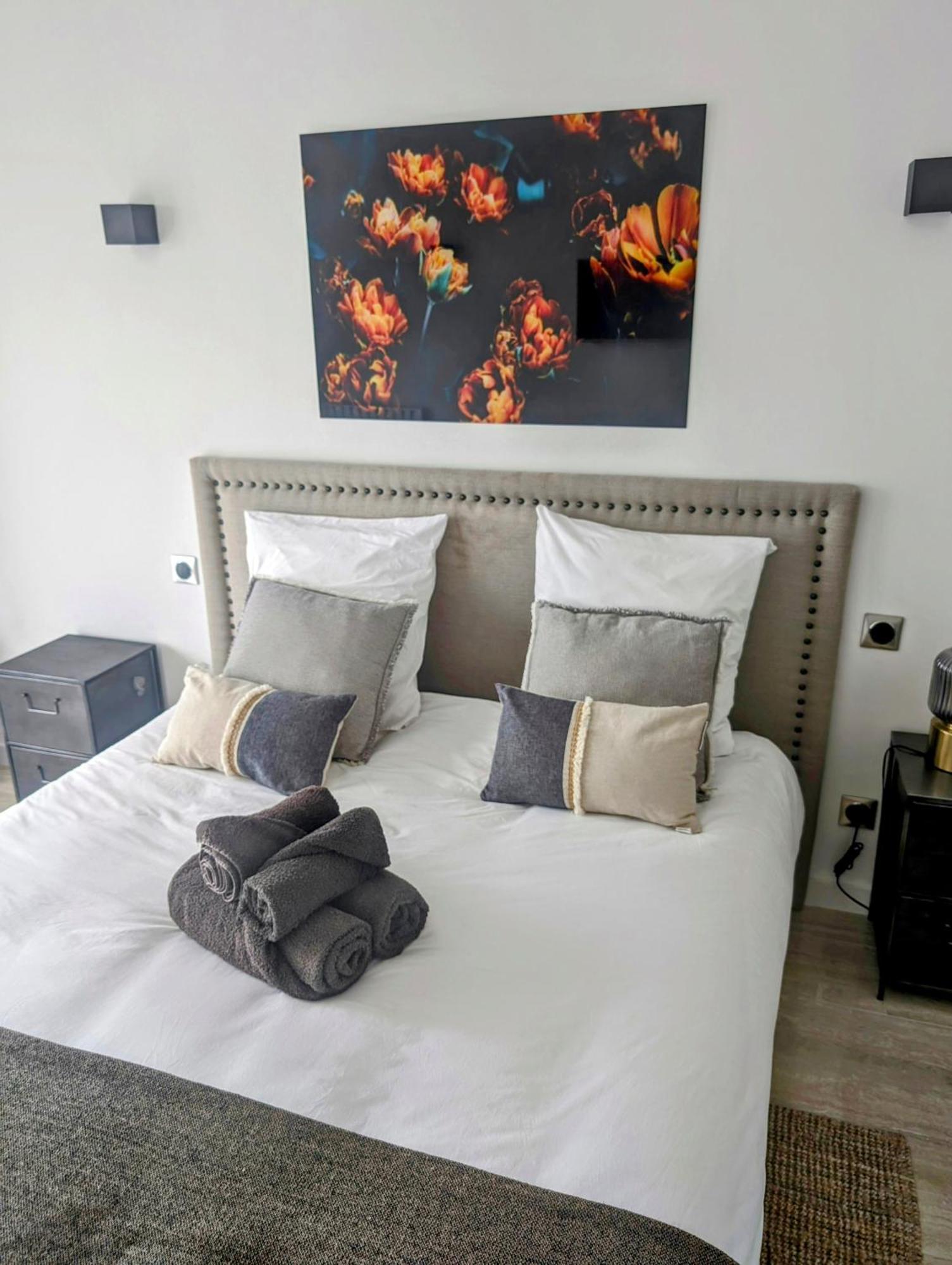 2 Bedrooms Seafront Канни Екстер'єр фото